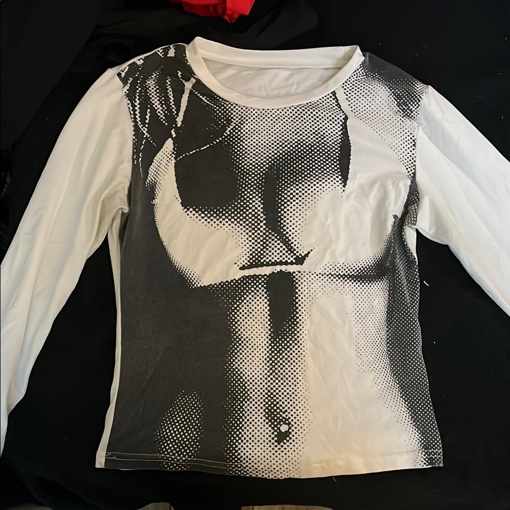 Graphic Black and White Women's Top